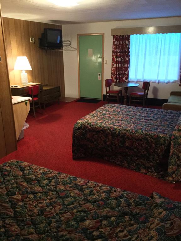 Cedars Motel Ironwood Exterior foto